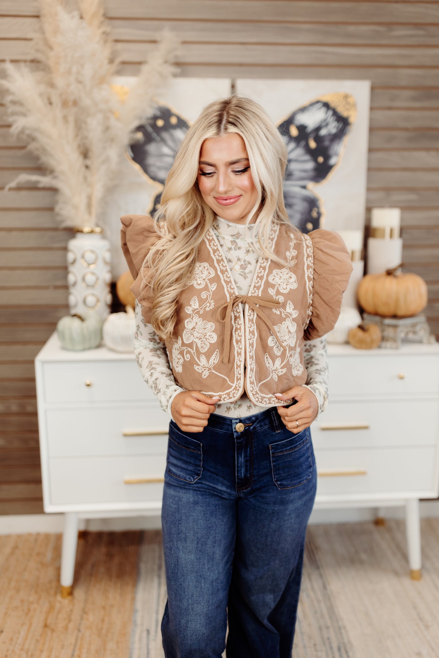 Camel Embroidered Cropped Flutter Sleeve Vest