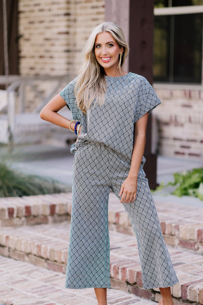 Black and White Printed Textured Top and Wide Leg Pant Set