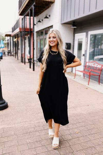 Black Ribbed Round Neck Midi Dress