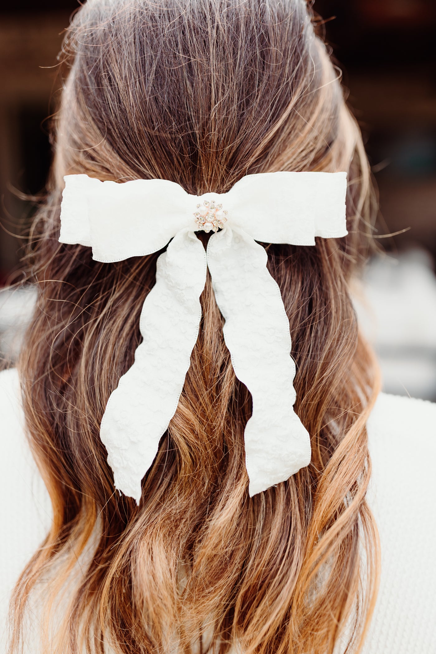 Gemelli Ava White Hair Bow