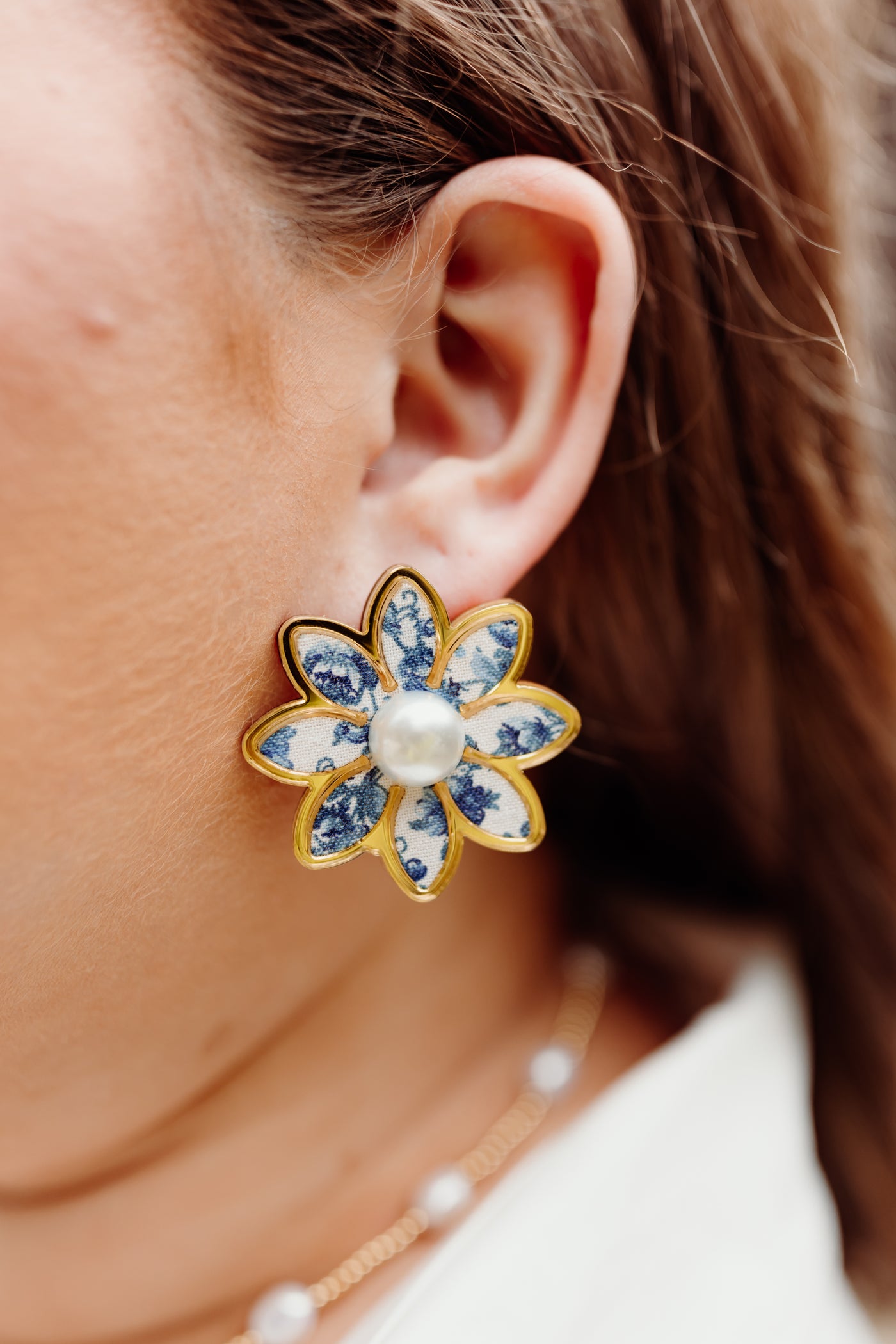 Bohemian Gemme Blue Floral Daisy Earrings