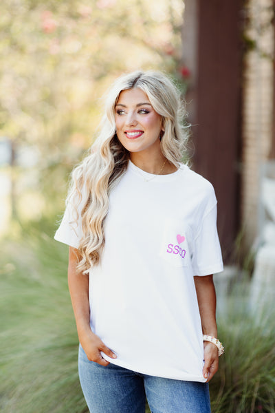 Southern Shirt Queen of Hearts Graphic Tee in Bright White