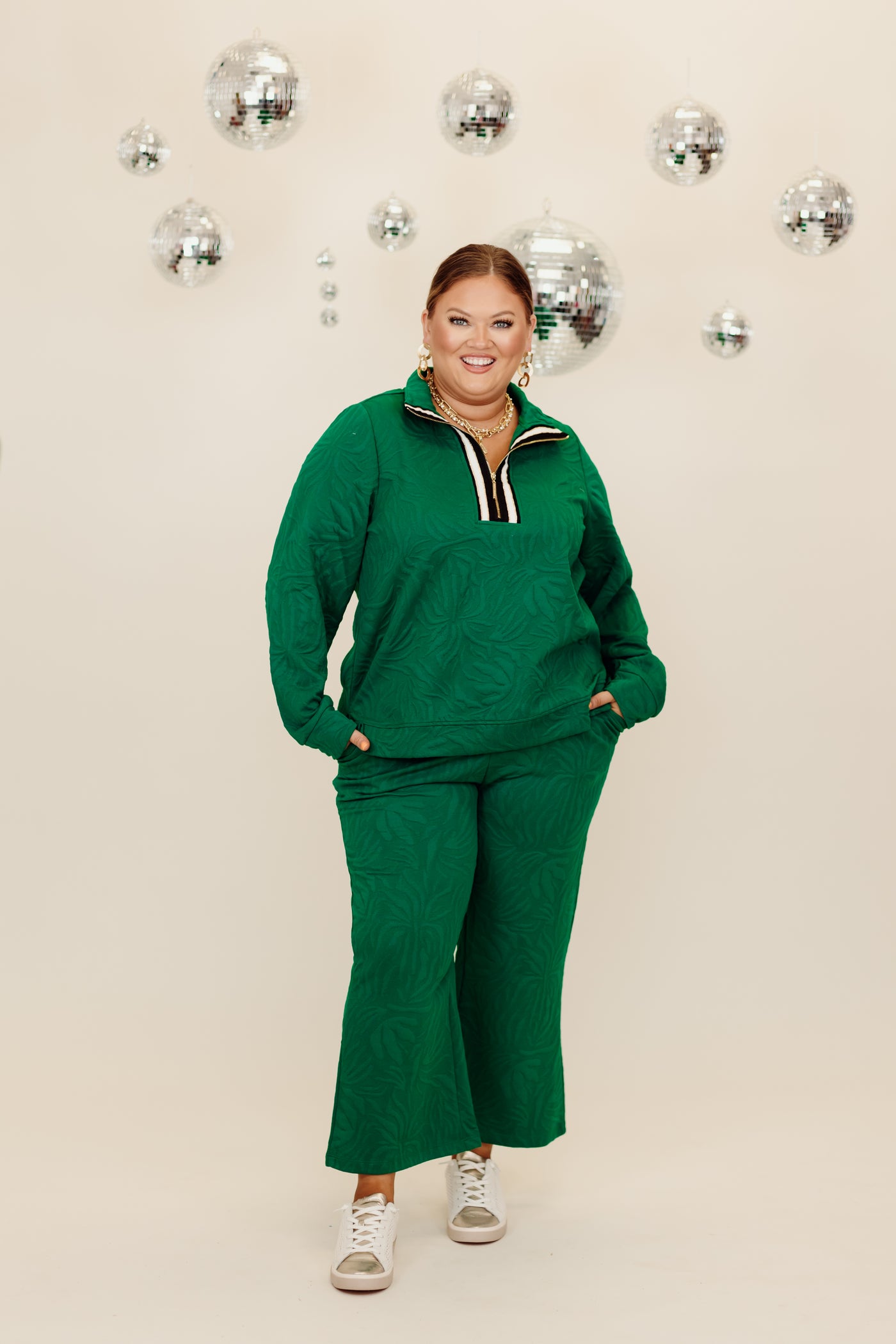 Mary Square Lula Set in Pine