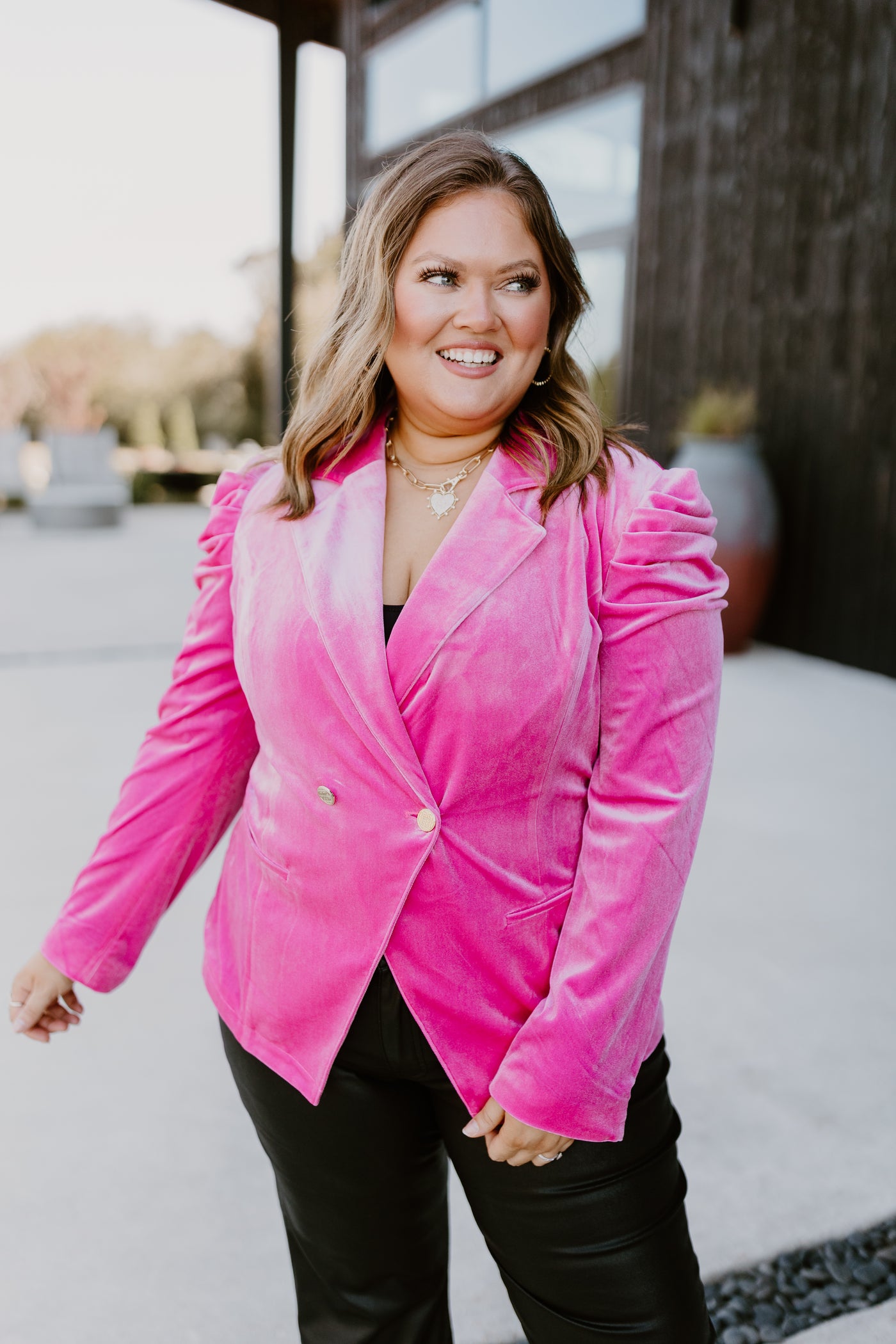 Emily McCarthy Bradshaw Blazer in Fuchsia Fedora