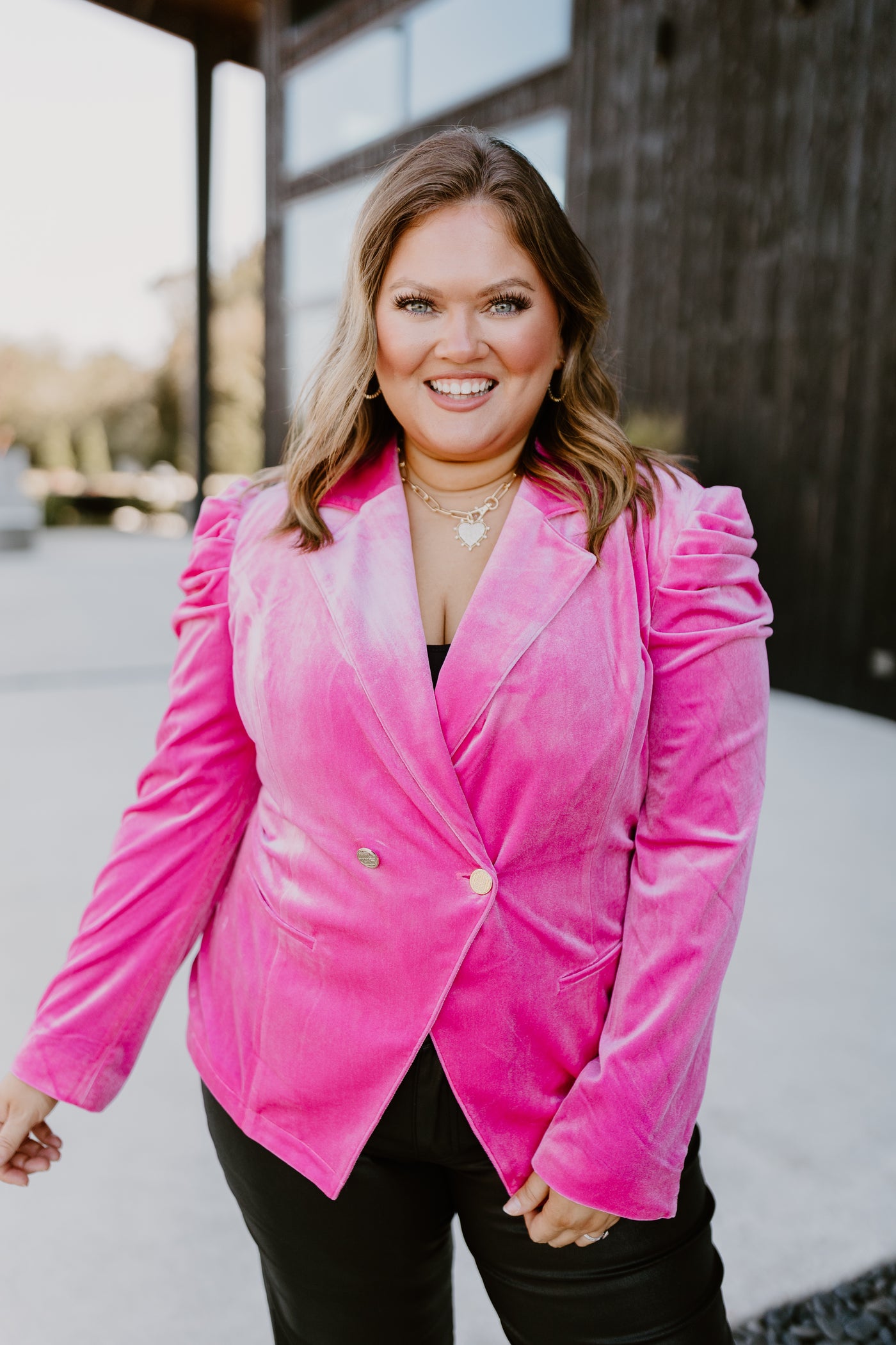 Emily McCarthy Bradshaw Blazer in Fuchsia Fedora