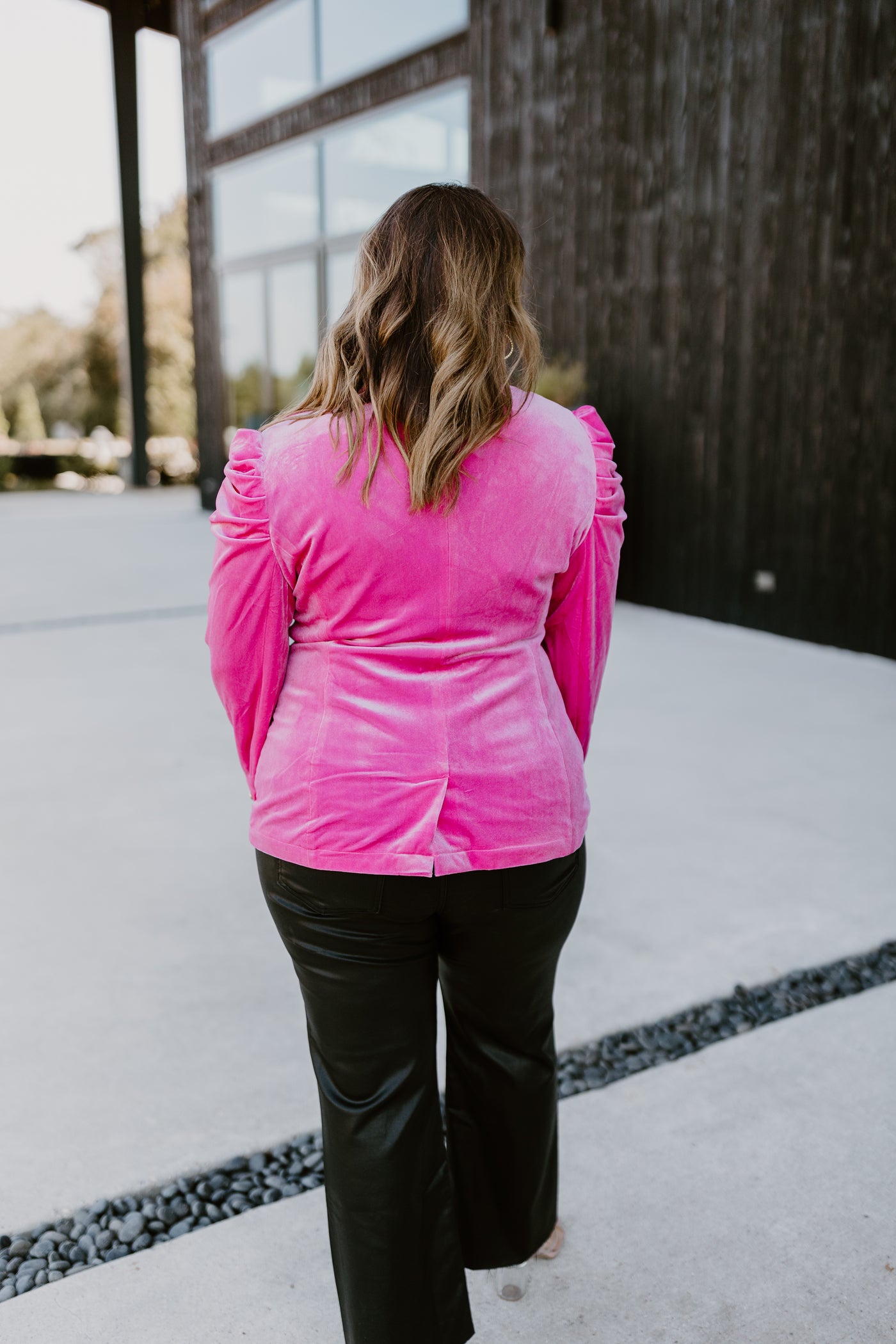 Emily McCarthy Bradshaw Blazer in Fuchsia Fedora