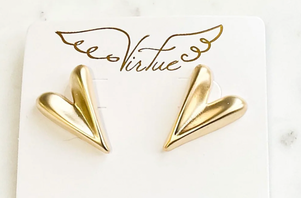 Virtue Jewelry Gold Large Heart Stud Earrings