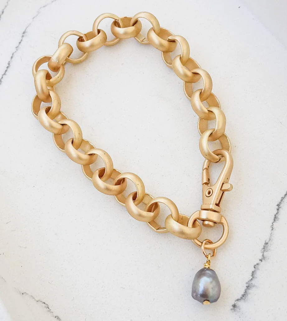 Virtue Jewelry Gold Rollo Peacock Pearl Bracelet