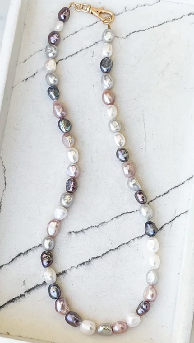 Virtue Jewelry Peacock Mix Pearl Necklace