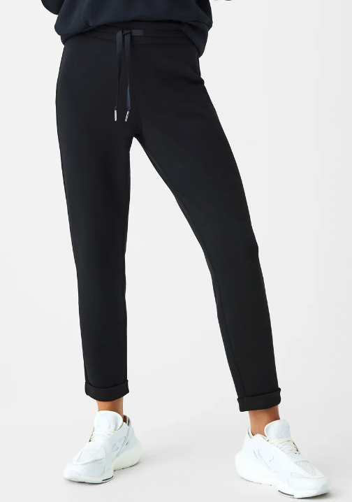 Spanx AirEssentials Tapered Pant - Very Black