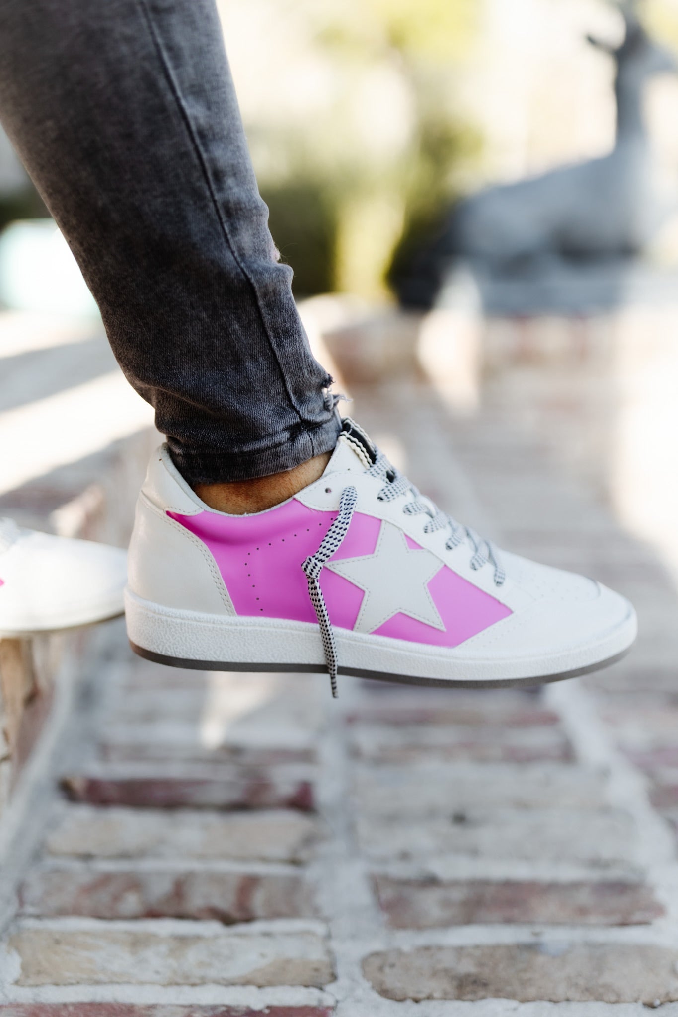 ShuShop Neon Lilac Paz Sneaker