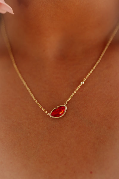 Kendra Scott Lips Gold Pendant Necklace In Red Kyocera Opal