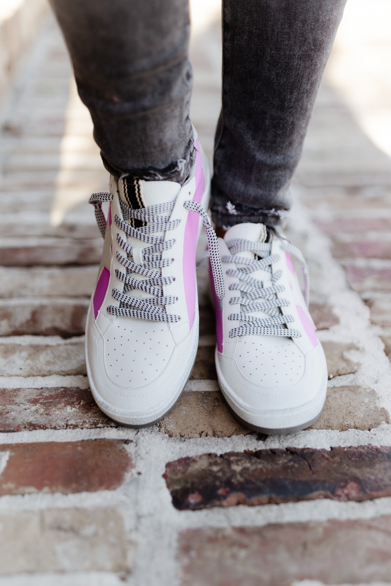 ShuShop Neon Lilac Paz Sneaker